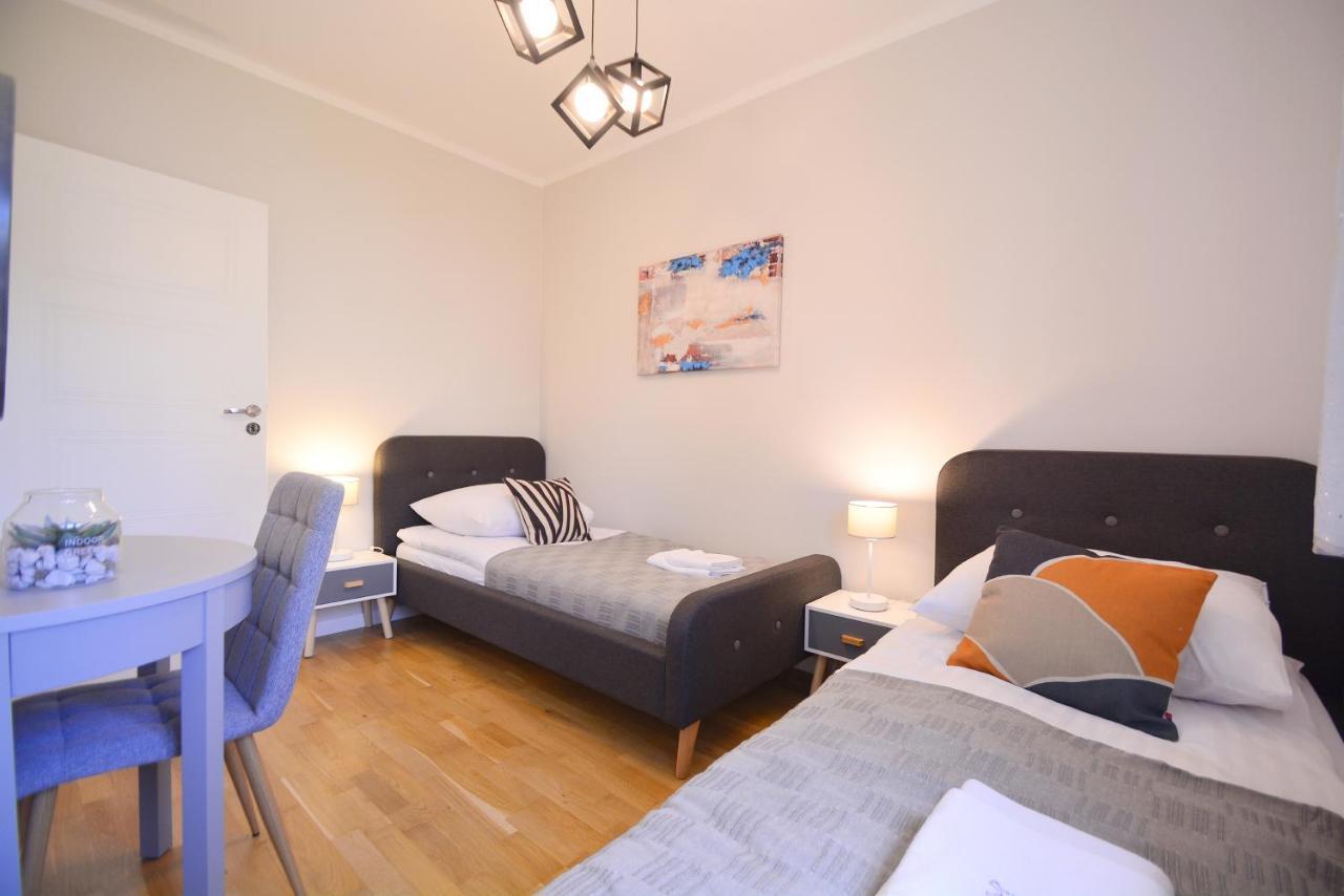 Sunset Apartments - Kapitanska - Plaza 500M Swinoujscie Bagian luar foto